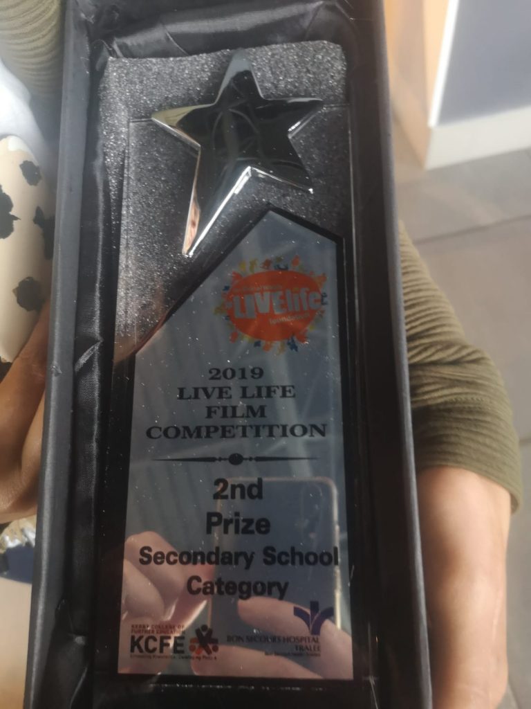 2nd Prize Trophy in the LiveLife Film Competition