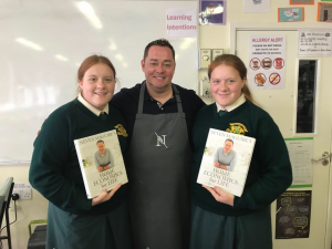 Neven Maguire pictured with Shannon and kelsey Redmond.