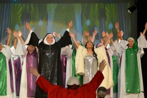 The cast of Sister Act singing their final number, "Spread the Love Around."